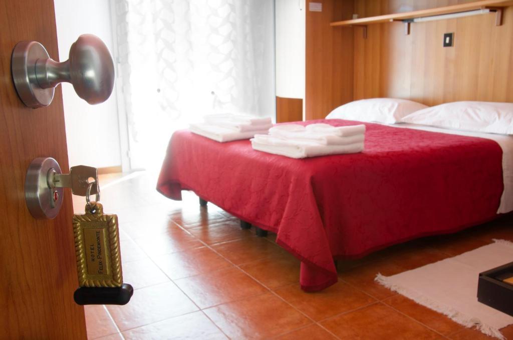 Hotel Felix Pindemonte Lido di Jesolo Cameră foto